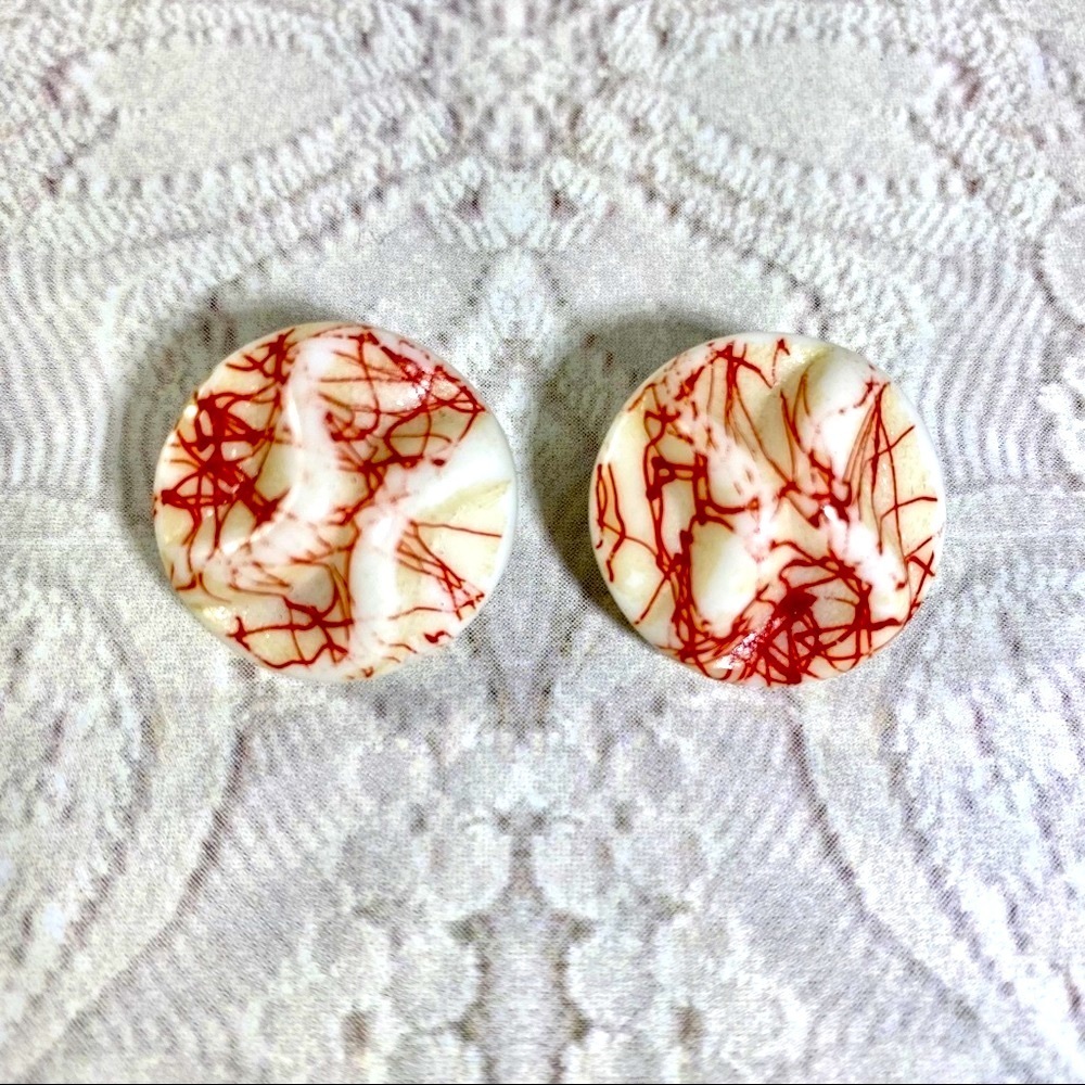 Vintage free form white and red button earrings